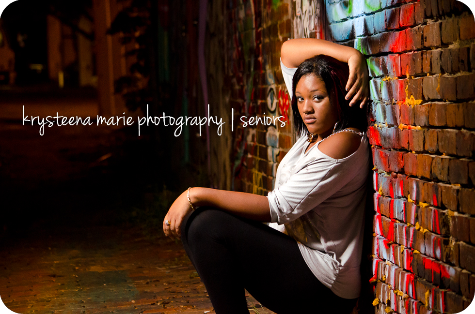 senior portraits girl in alley graffiti ybor city